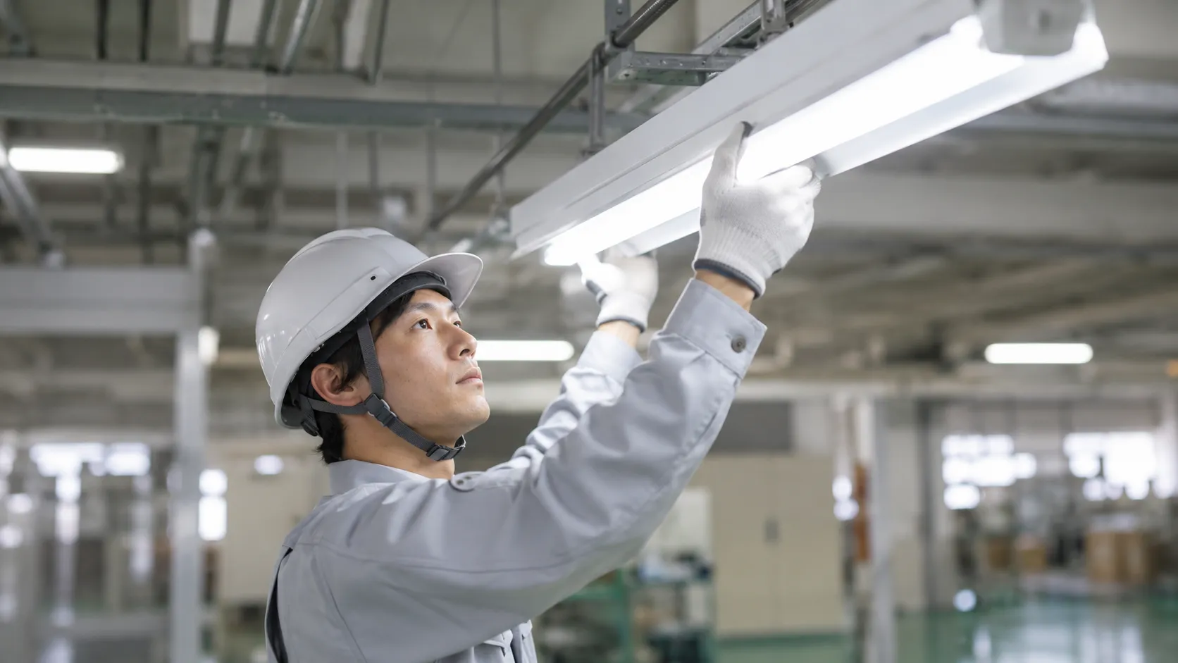 工場 屋外照明 LED 磐田